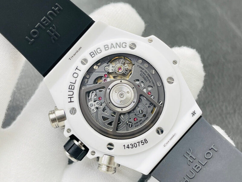 Hublot #010 6