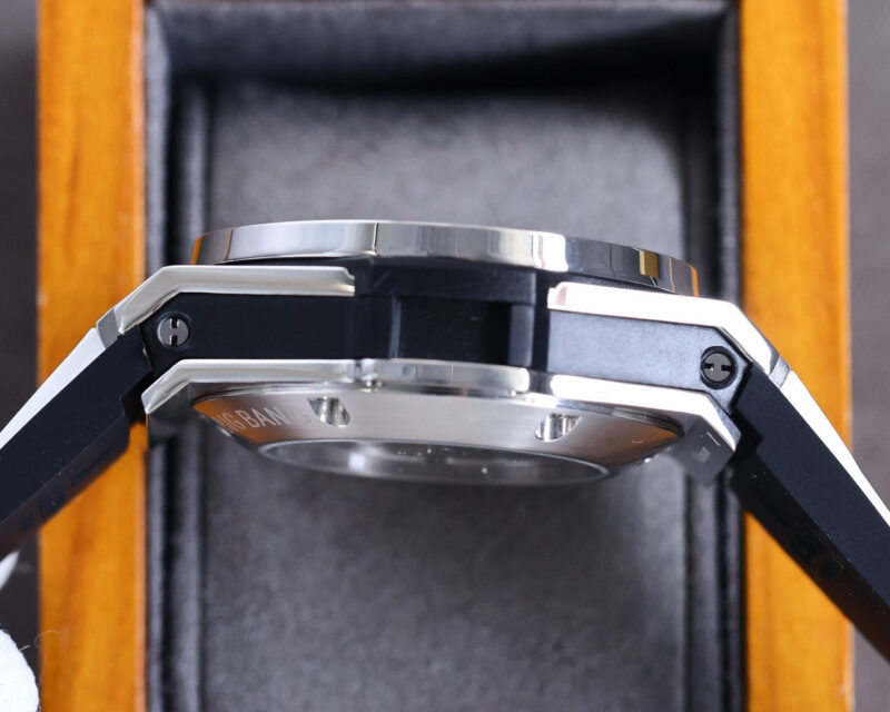 Hublot #030 4