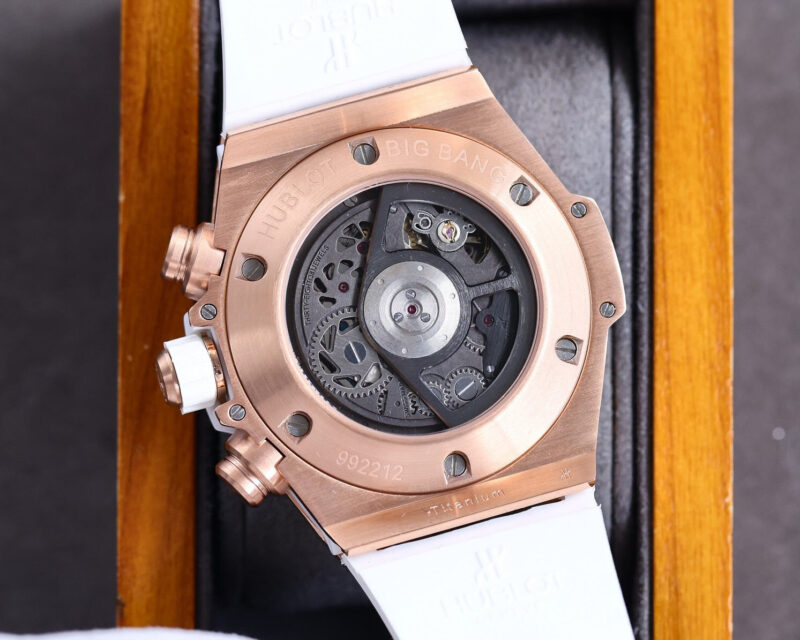 Hublot #032 6