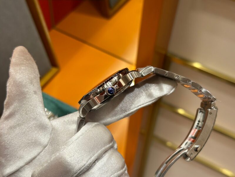 Omega SEAMASTER Series 12