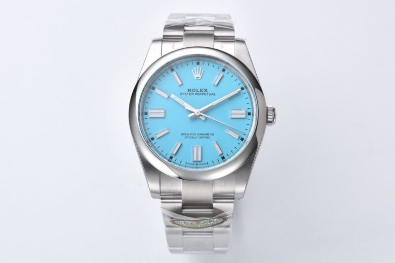 Rolex Oyster Perpetual m124300 Series (41mm) 2