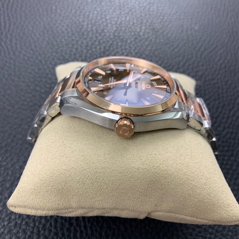 Omega Seamaster AQUA TERRA 150M Series-1 10
