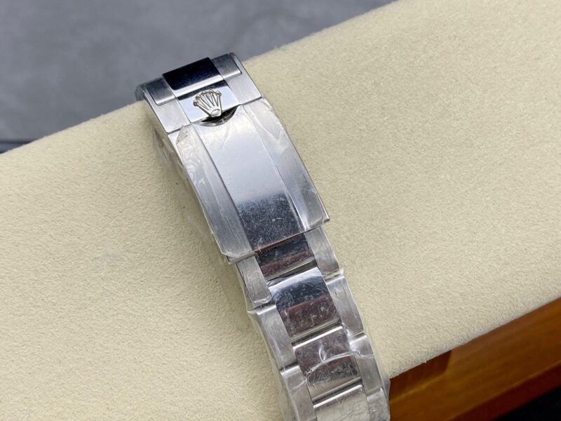 Rolex Yacht-Master M116680-0002 12
