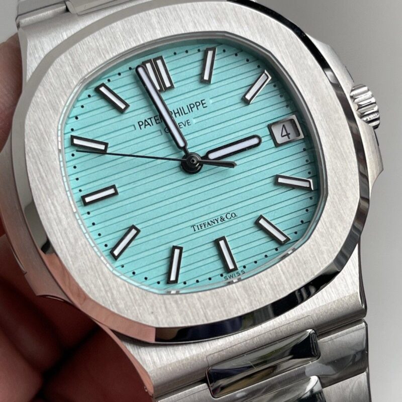 Patek Philippe Nautilus 5711/1A-018 Tiffany Edition 6