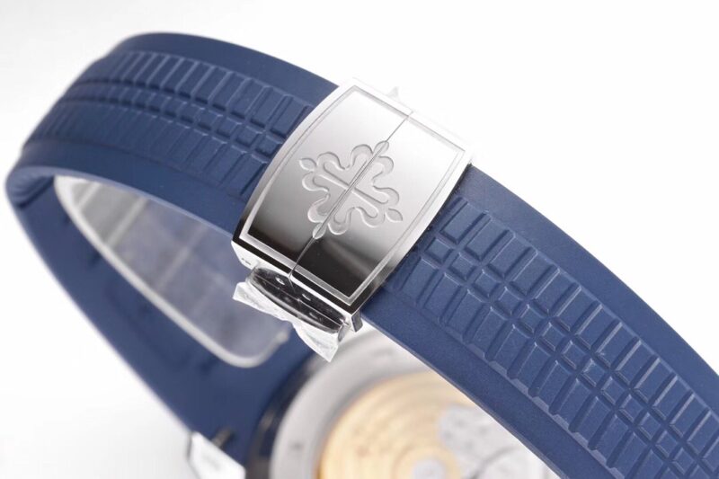 Patek Philippe AQUANAUT Blue (mechanical automatic) 9