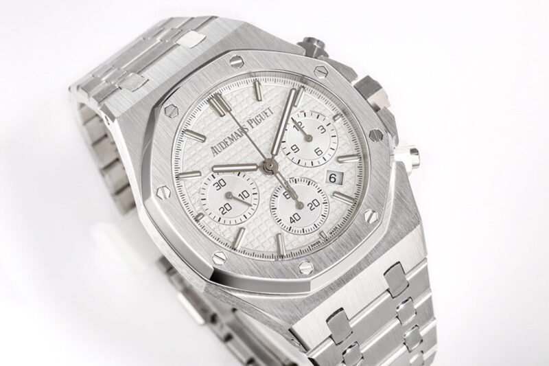 Audemars Piguet Royal Oak 26240ST Series 16