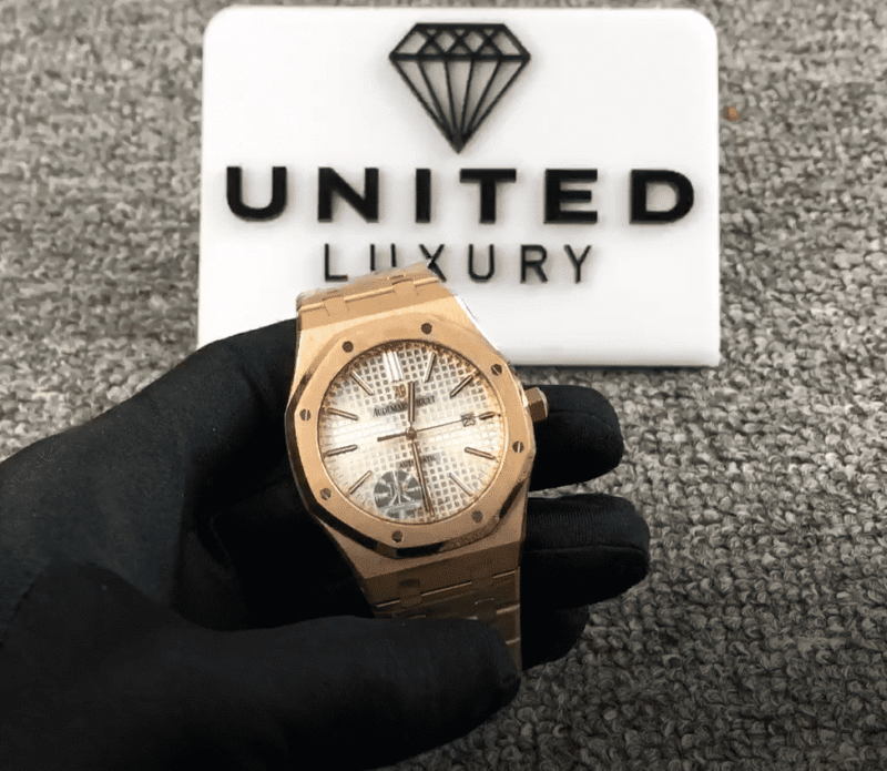 Audemars Piguet Royal Oak 15400OR.OO.1220OR.02 Replica 5