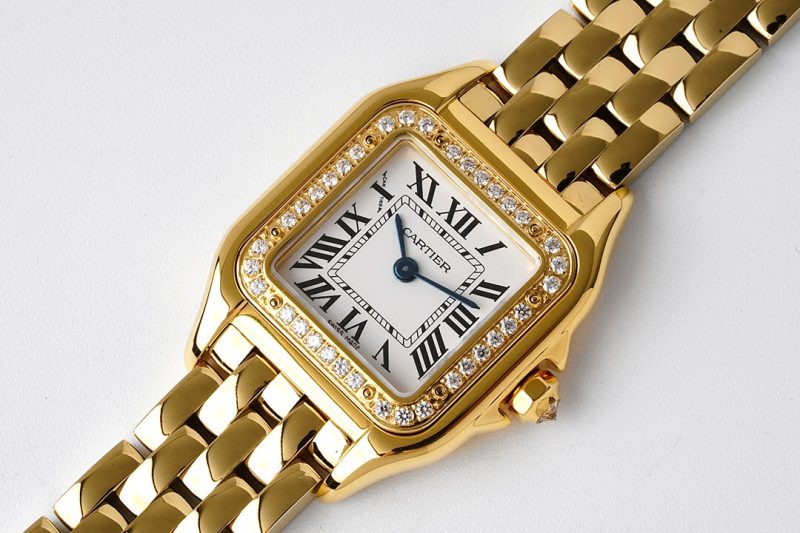 Cartier Panthère de Cartier Small 8