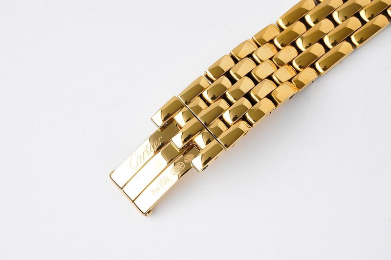 Cartier Panthère de Cartier Medium 11