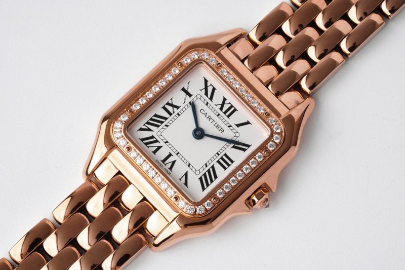 Cartier Panthère de Cartier Medium 12