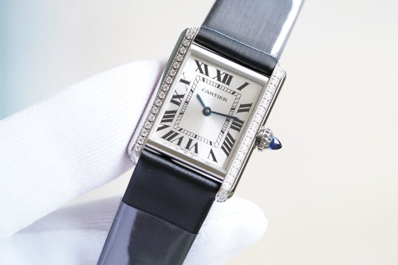 Cartier Tank Must Watch With Diamond 7