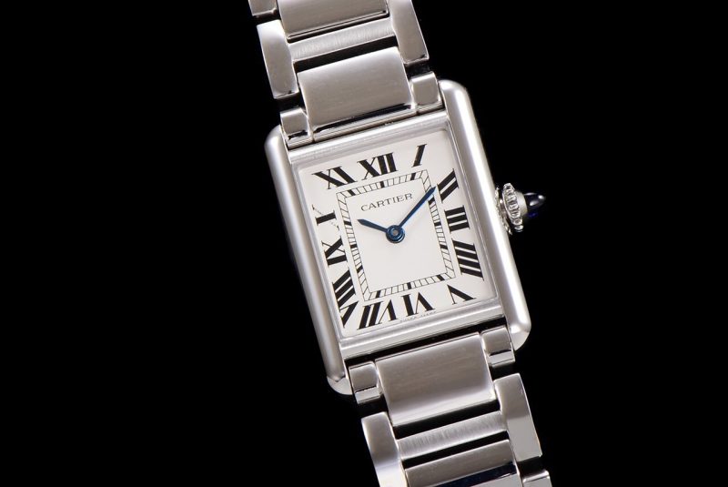 Cartier Tank Must Watch 13
