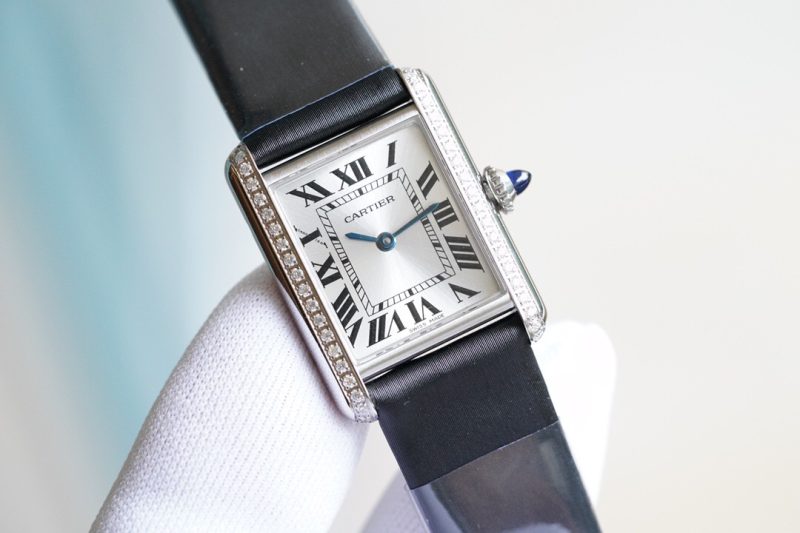 Cartier Tank Must Watch With Diamond 6