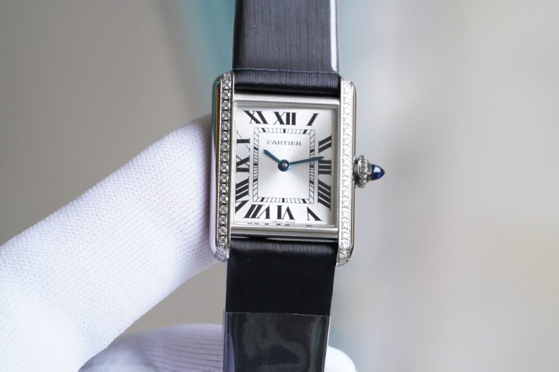Cartier Tank Must Watch With Diamond 4